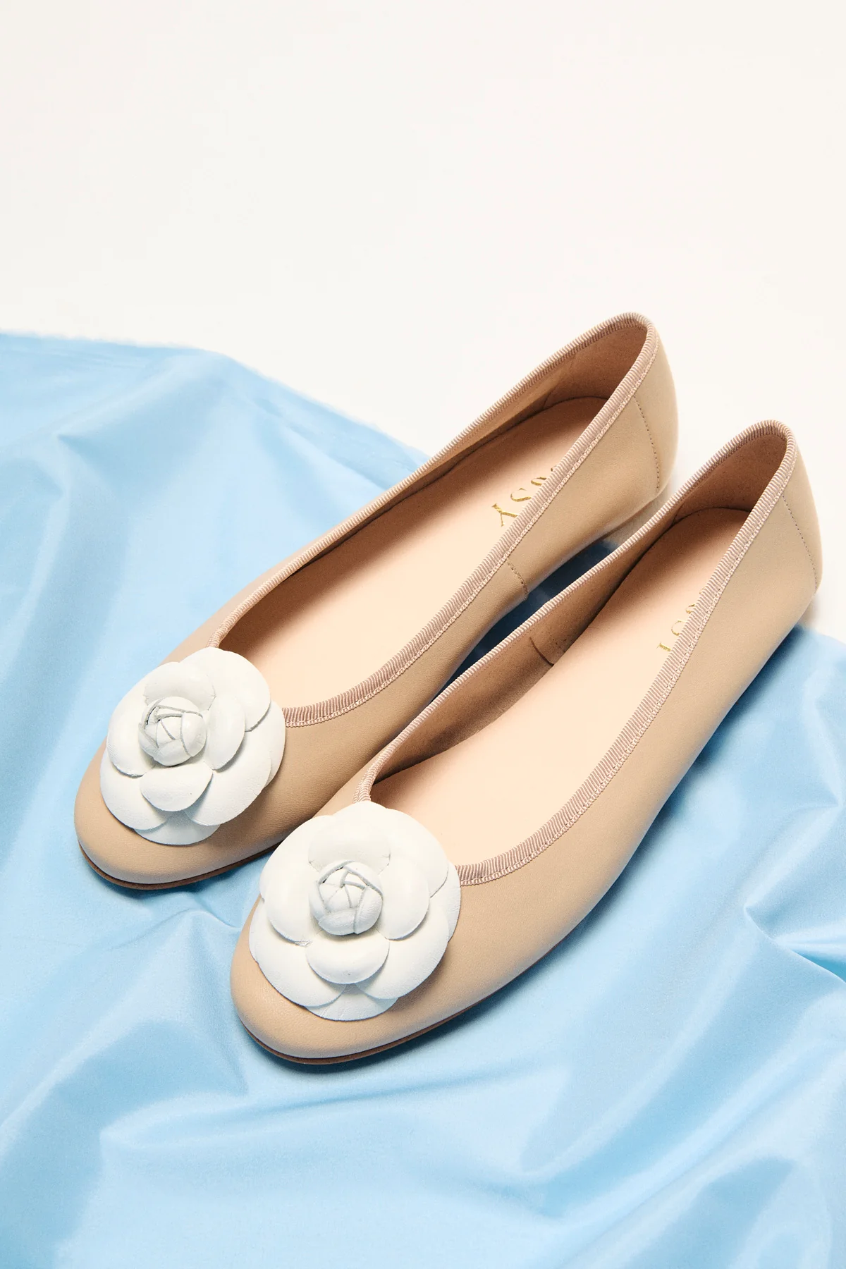 BAILARINA FLOR BEIGE - Image 3