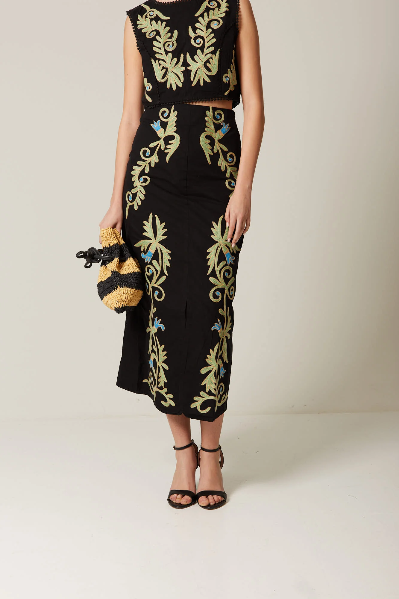 CONJUNTO LAVANDA NEGRO - Image 3