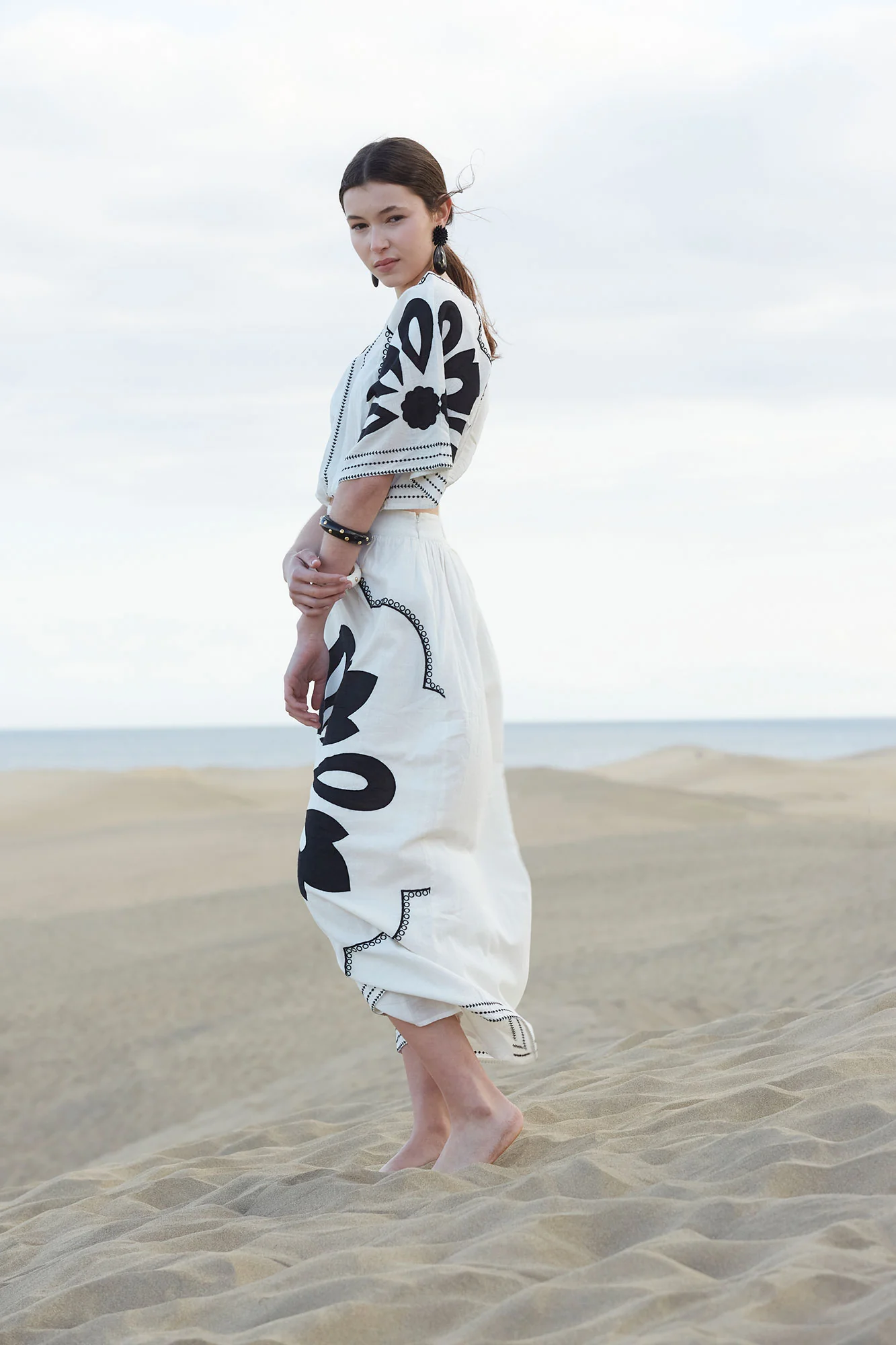 CONJUNTO SIDONIE BLANCO/NEGRO - Image 3