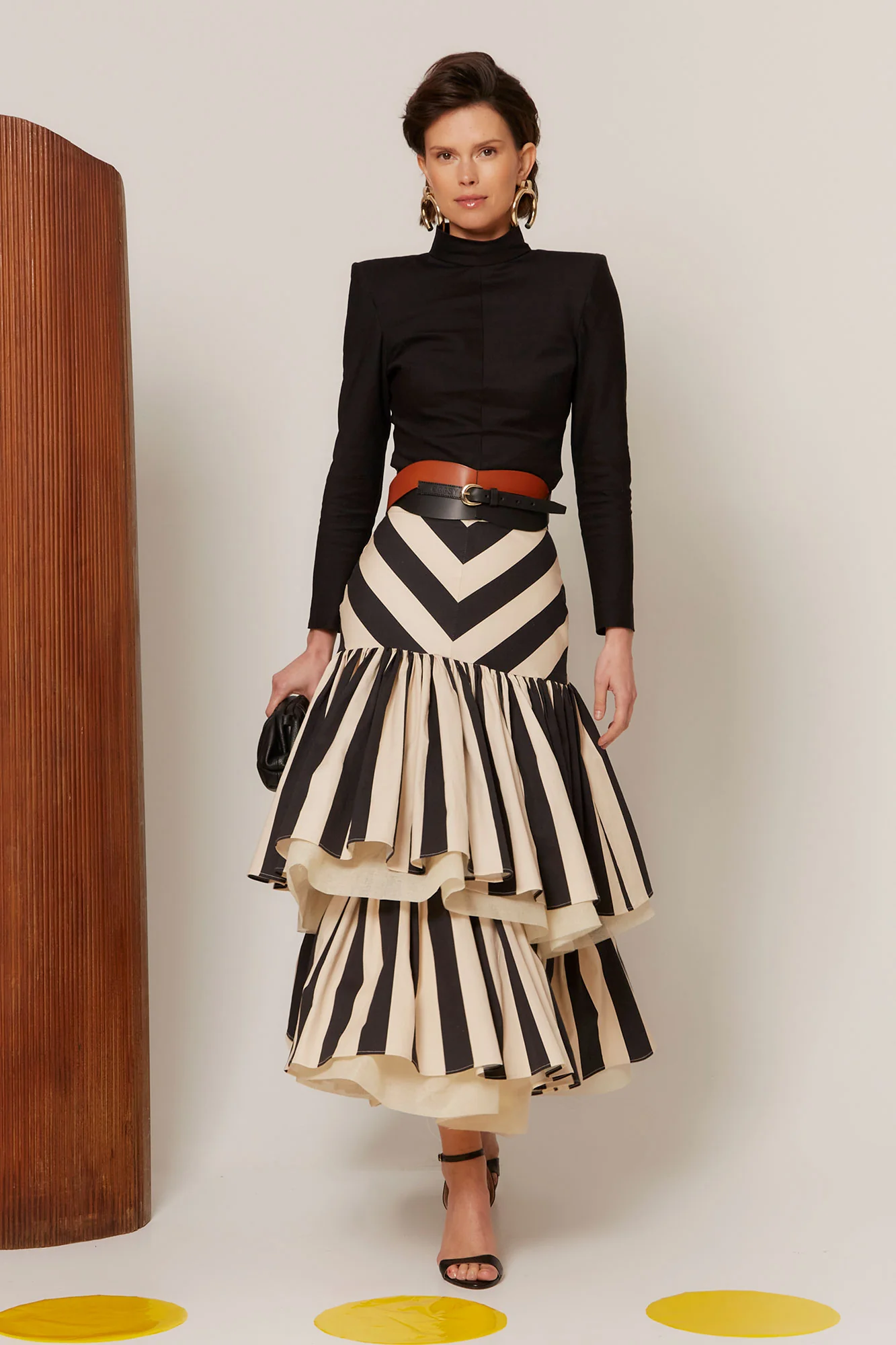 FALDA RÚNICA BEIGE/NEGRO - Image 2