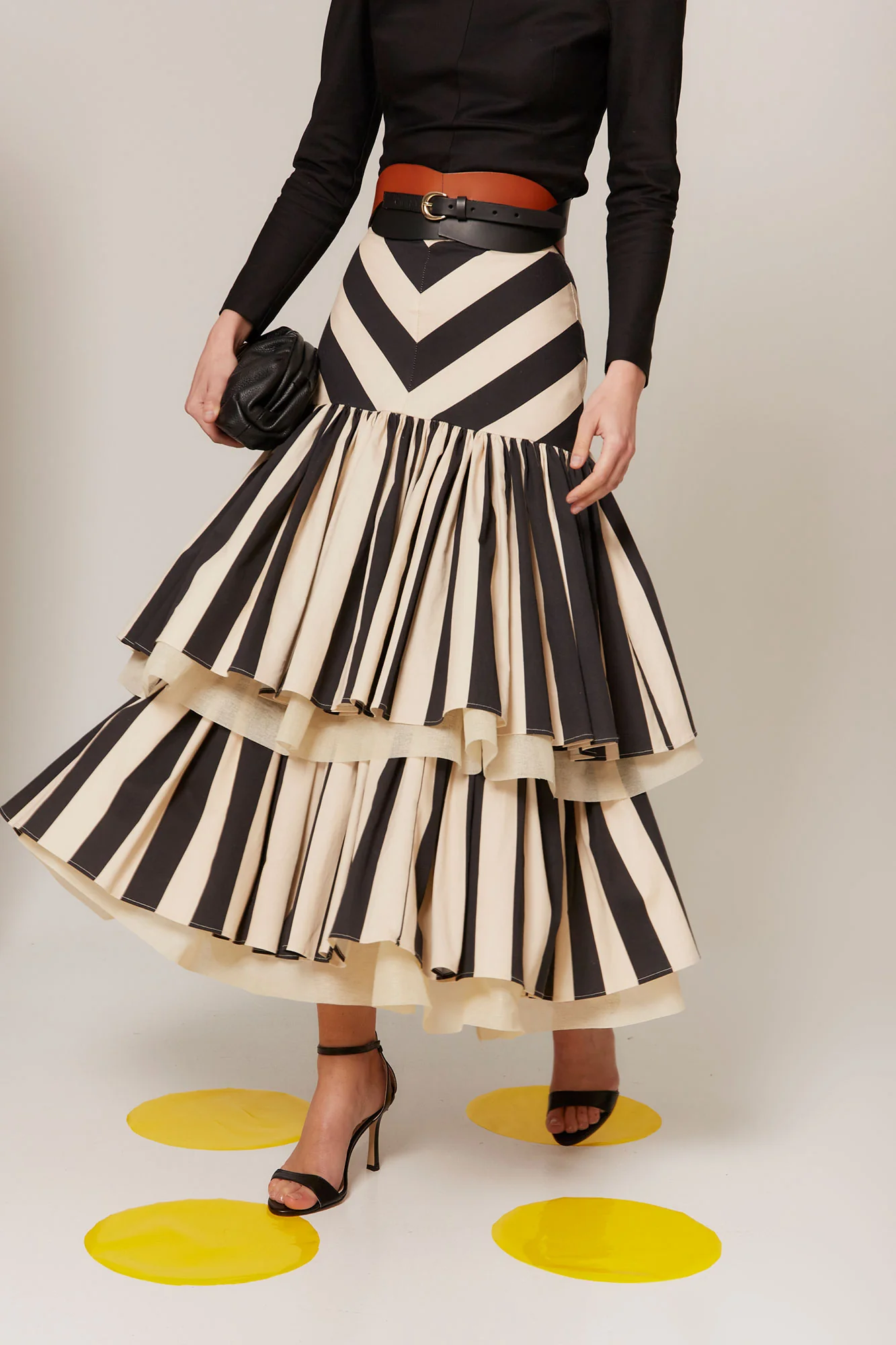 FALDA RÚNICA BEIGE/NEGRO - Image 4