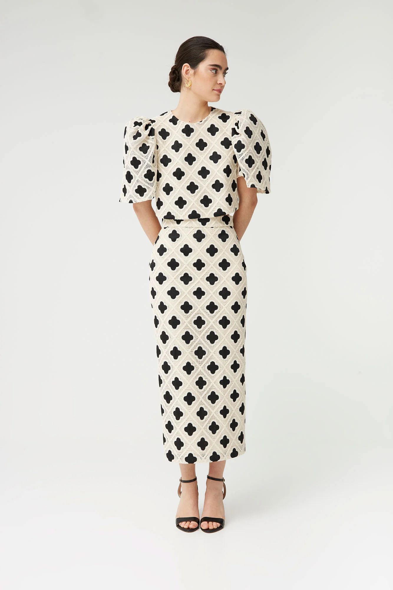 TOP ANNACHIARA CRUDO/NEGRO - Image 5