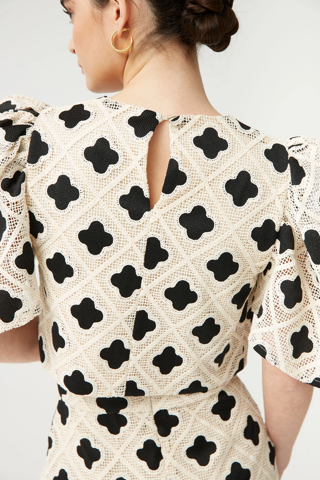 TOP ANNACHIARA CRUDO/NEGRO - Image 7