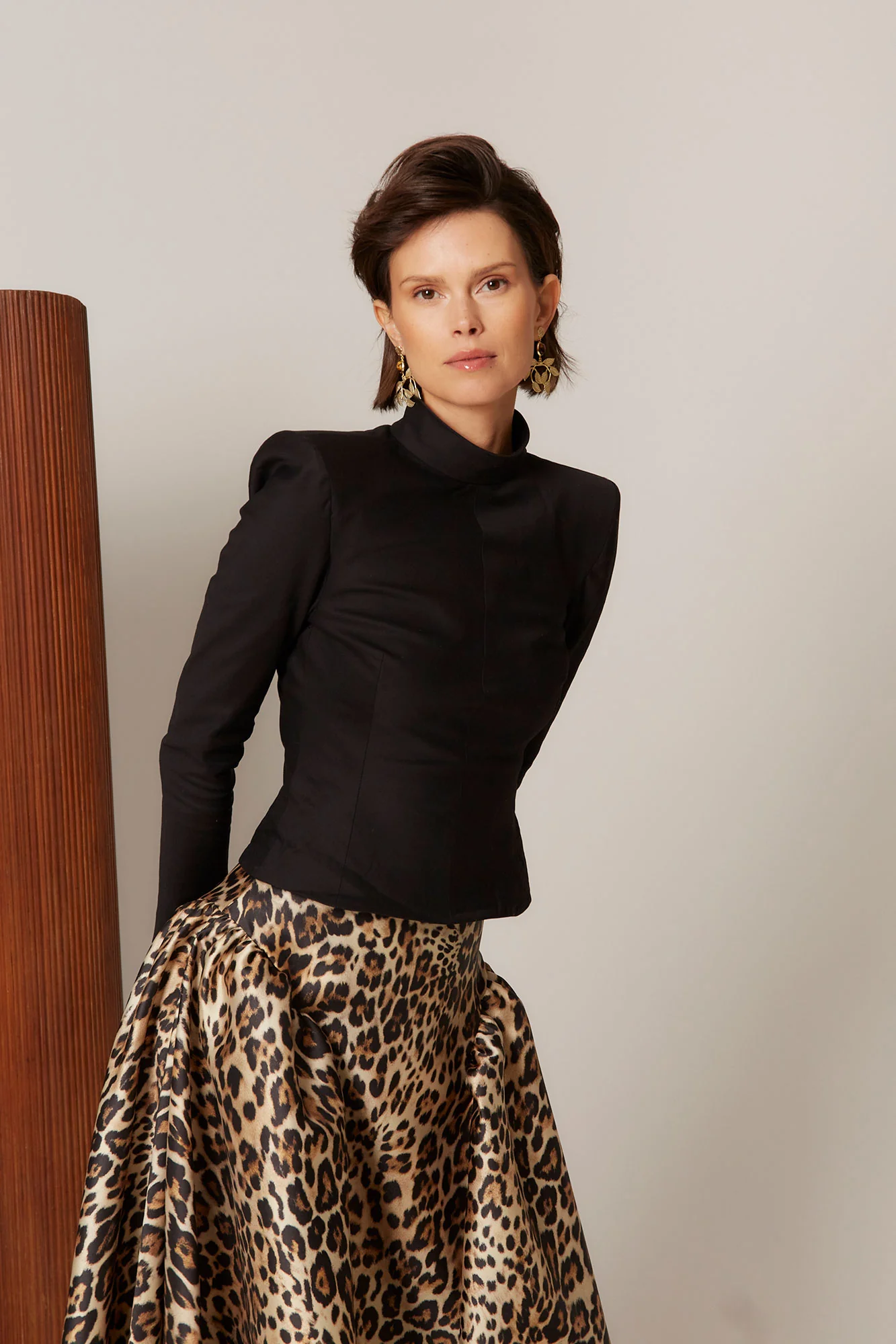 TOP LEONIDE NEGRO - Image 2
