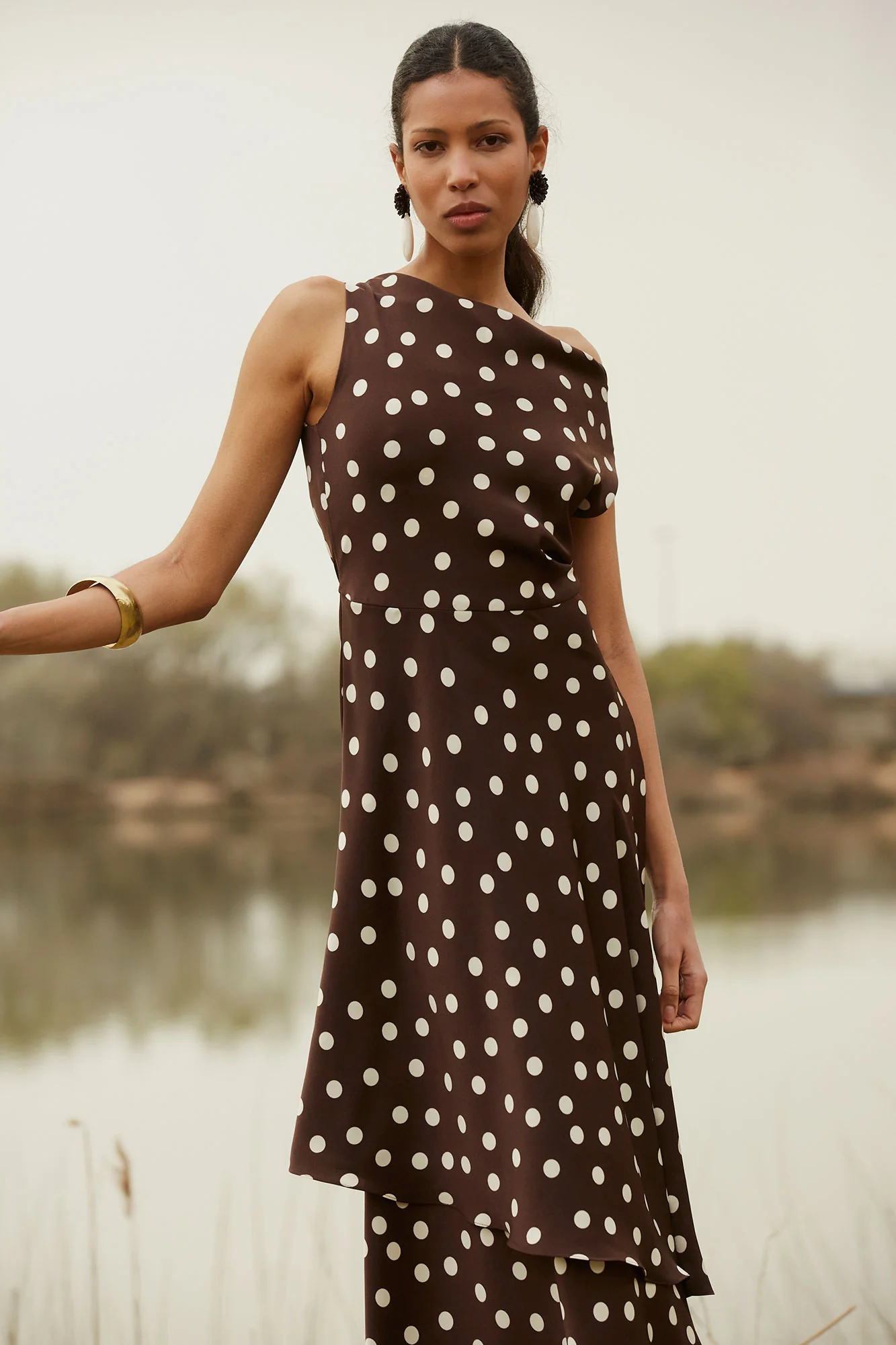 VESTIDO AZRIEL MARRON - Image 4