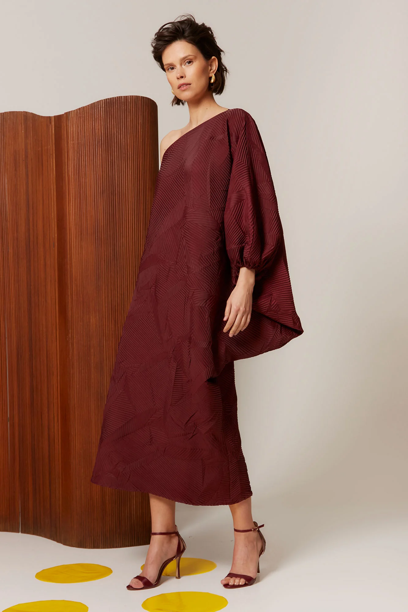 VESTIDO ORIANA GRANATE - Image 2