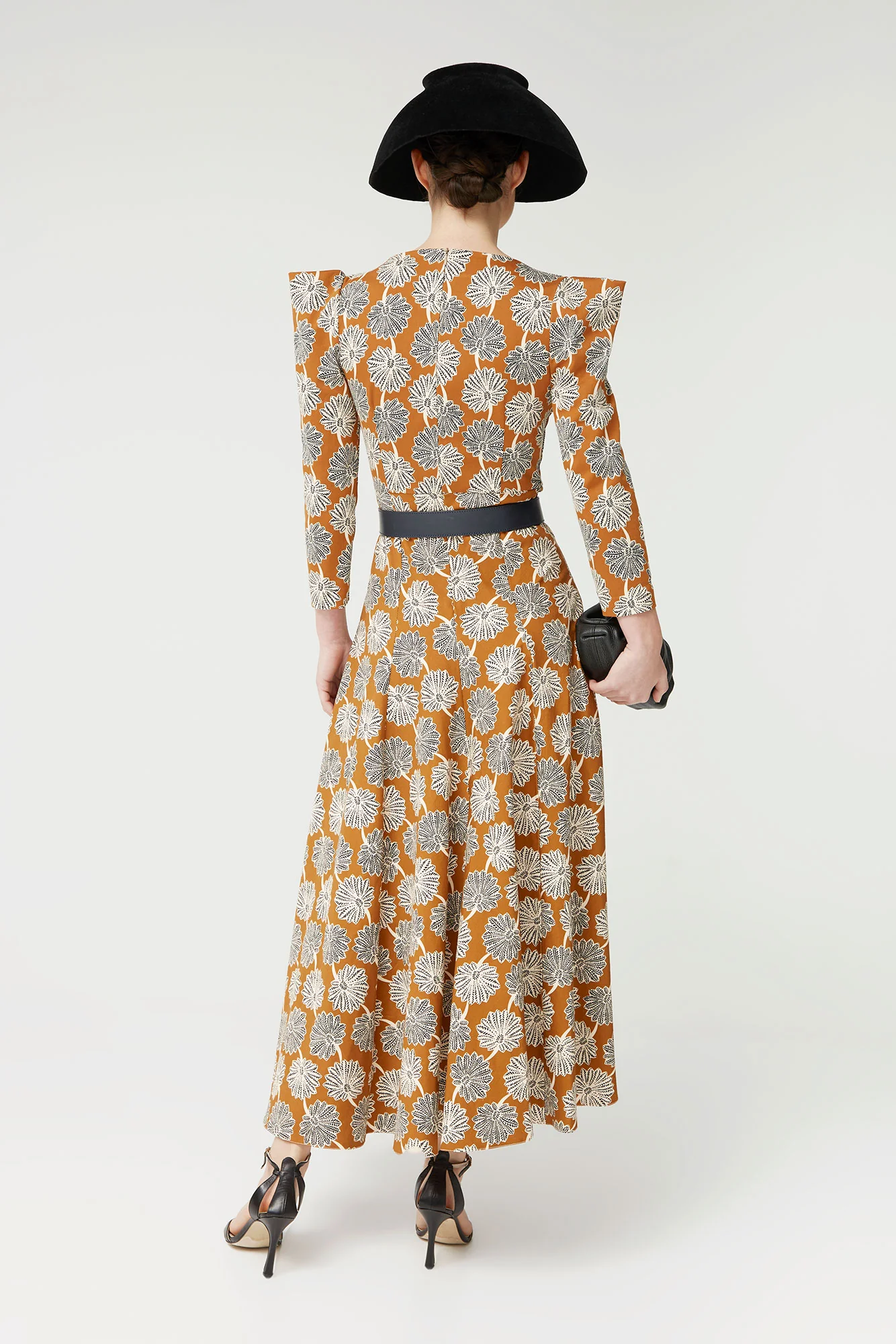 VESTIDO RENÉ MOSTAZA - Image 8